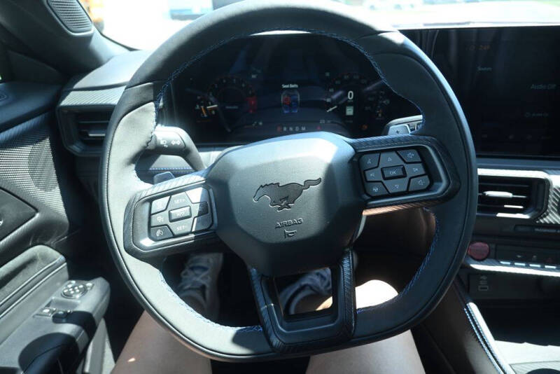 2025 Ford Mustang Dark Horse
