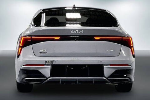 2025 Kia K5