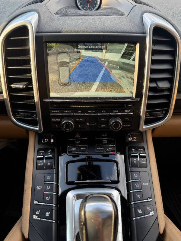 2016 Porsche Cayenne