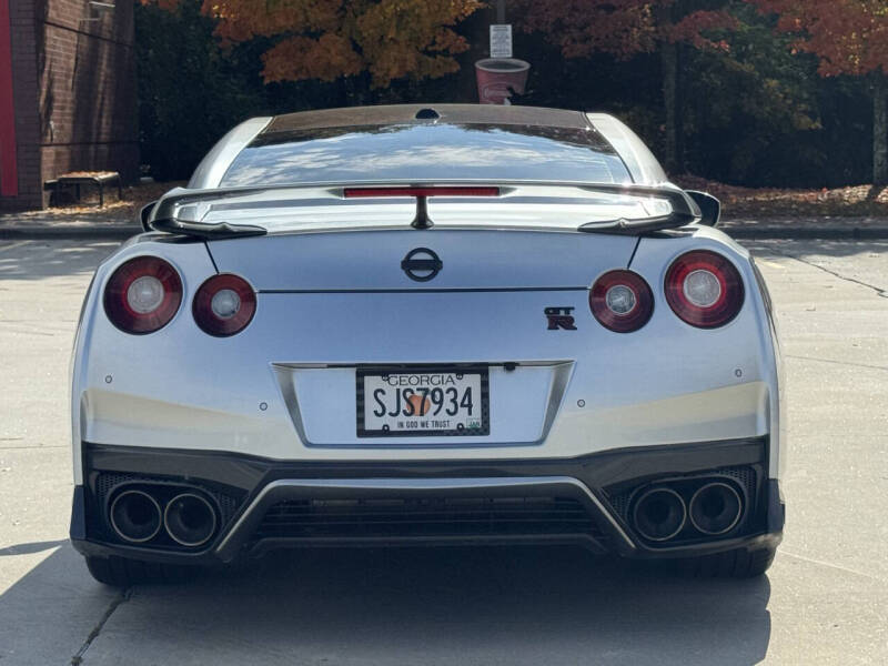 2018 Nissan GT-R Premium