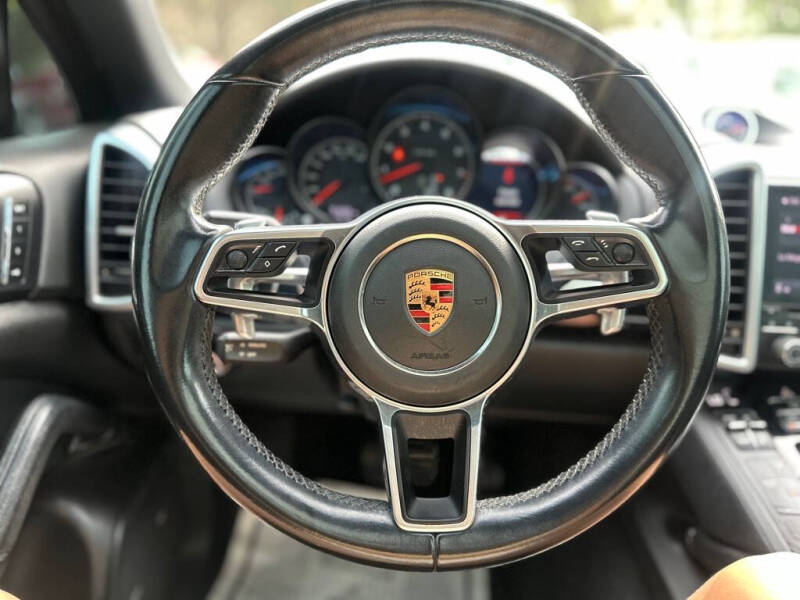 2017 Porsche Cayenne