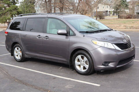 2012 Toyota Sienna