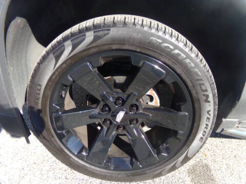 2018 Cadillac Escalade Luxury