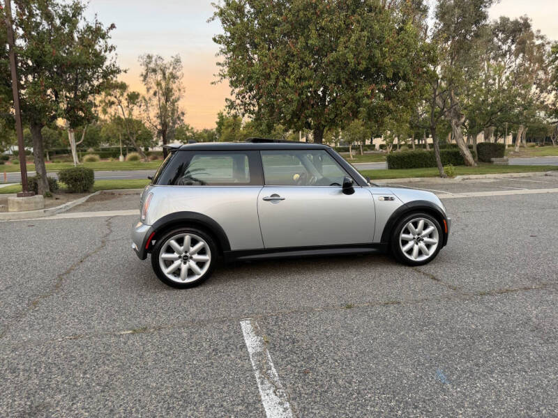 2004 MINI Cooper S