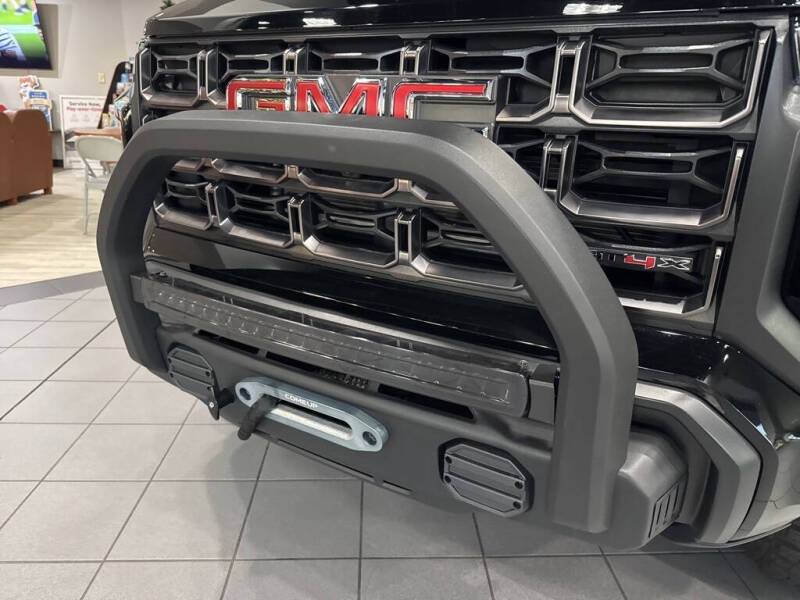 2024 GMC Canyon AT4X