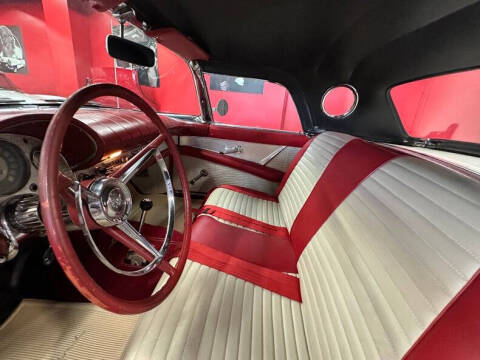 1957 Ford Thunderbird