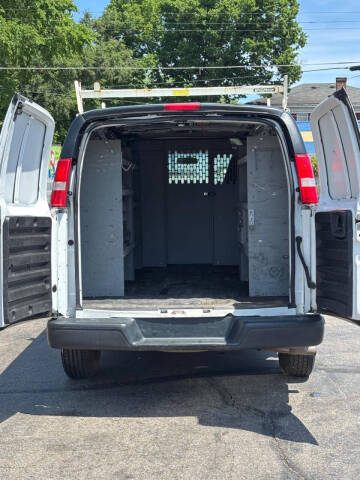 2020 Chevrolet Express 2500