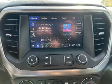 2023 GMC Acadia AT4