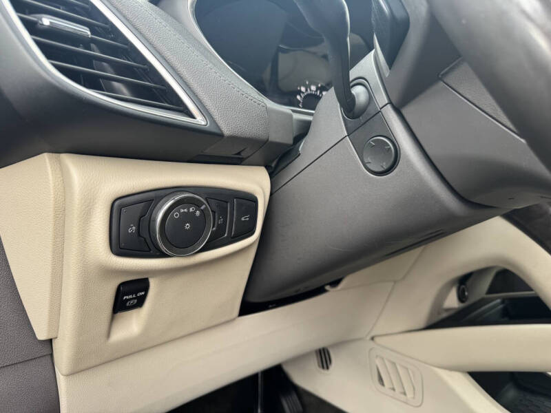 2016 Lincoln MKX Select