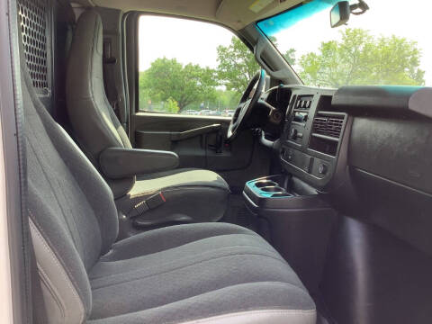 2020 GMC Savana 2500