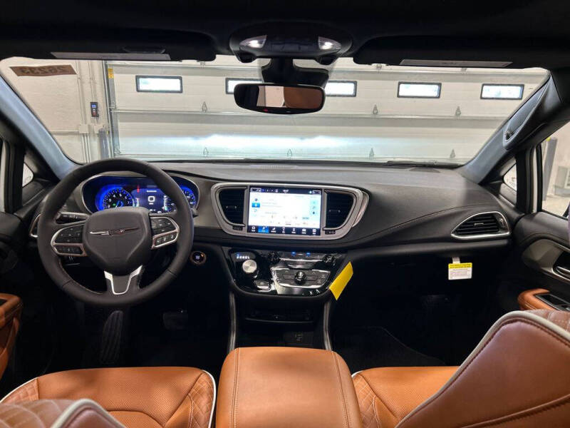 2026 Chrysler Pacifica Pinnacle