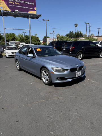 2014 BMW 3 Series 320i