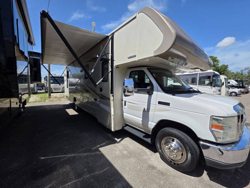 2017 Winnebago Minnie Winnie