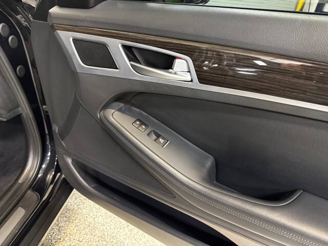 2020 Genesis G80
