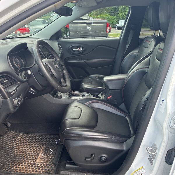 2021 Jeep Cherokee Trailhawk