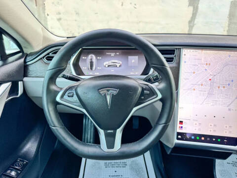 2013 Tesla Model S