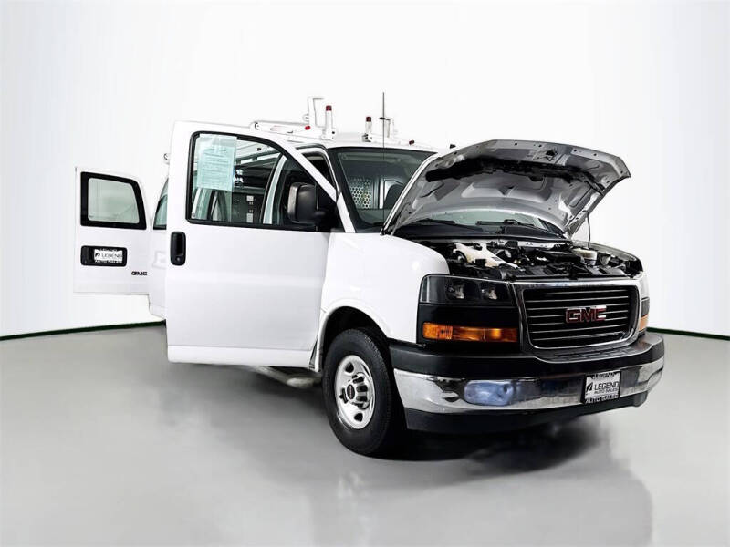 2020 GMC Savana 2500