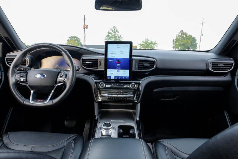 2021 Ford Explorer ST