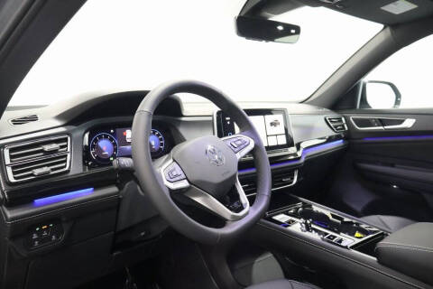 2026 Volkswagen Atlas Cross Sport SEL R-Line Black 4Motion