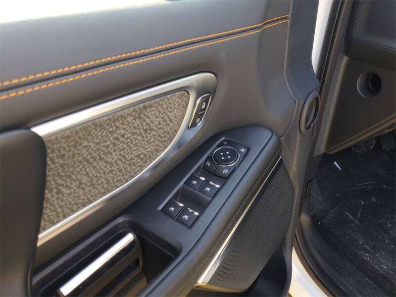 2025 Ford Expedition Tremor