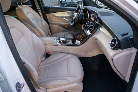 2017 Mercedes-Benz GLC GLC 300 4MATIC