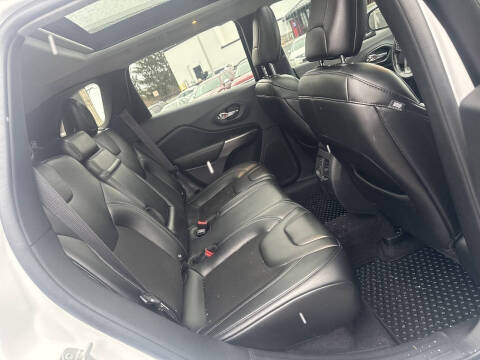 2019 Jeep Cherokee Latitude Plus