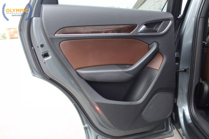 2016 Audi Q3 2.0T Premium Plus