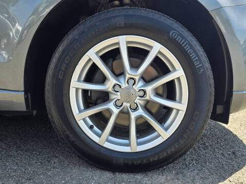 2012 Audi Q5 2.0T quattro Premium Plus