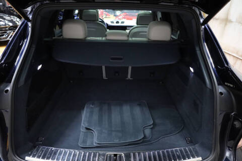 2023 Porsche Cayenne Platinum Edition