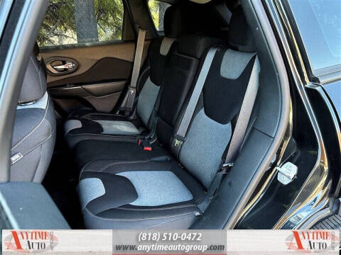 2015 Jeep Cherokee Sport