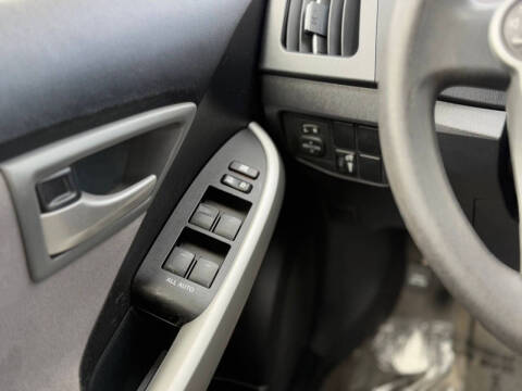 2014 Toyota Prius Two