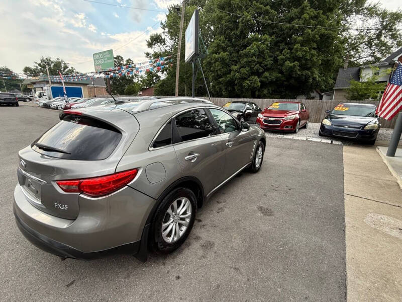 2009 Infiniti FX35
