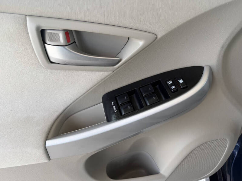 2015 Toyota Prius Three