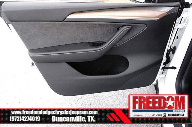 2025 Tesla Model Y Performance