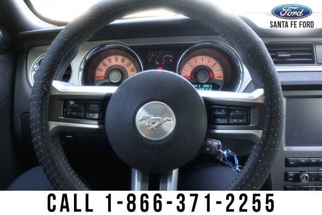 2011 Ford Mustang V6 Premium