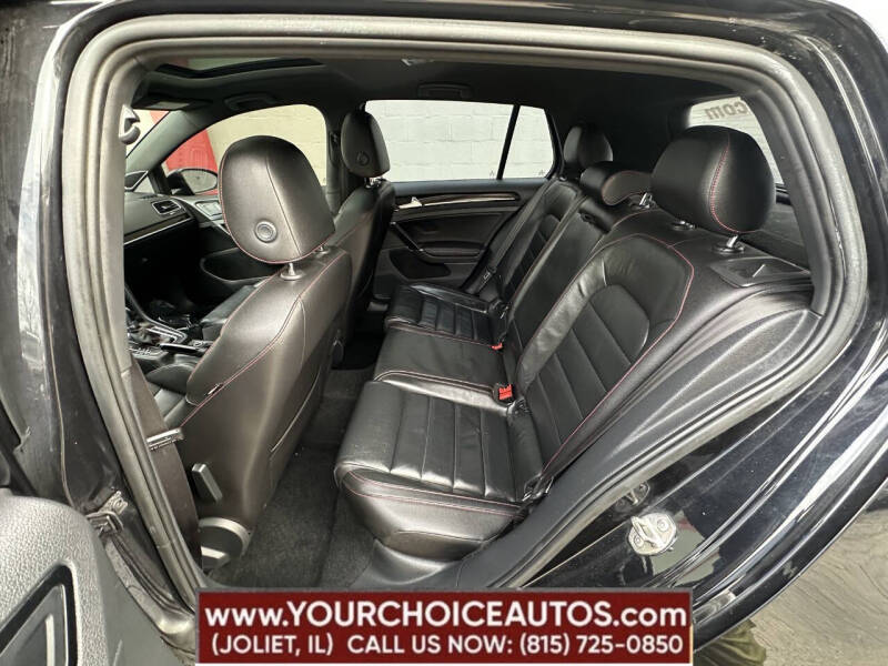 2017 Volkswagen Golf GTI Sport