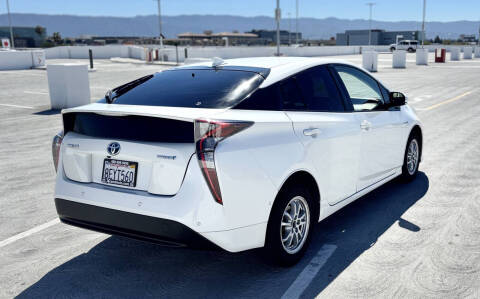 2018 Toyota Prius Two