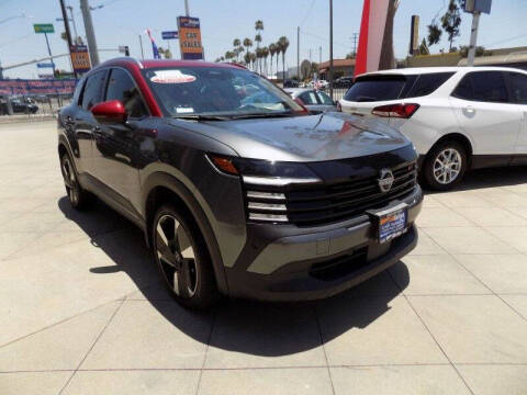 2025 Nissan Kicks SR