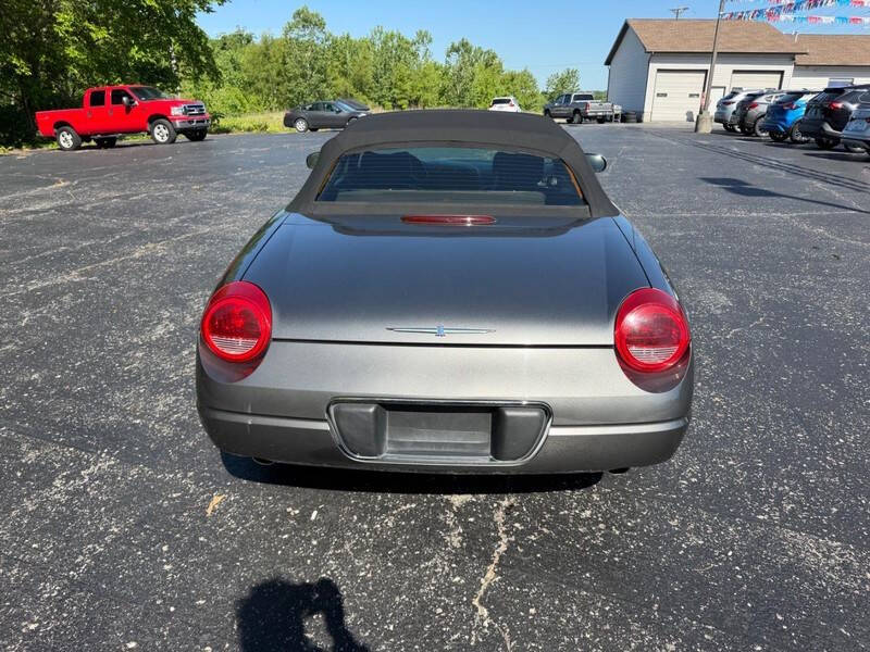 2003 Ford Thunderbird