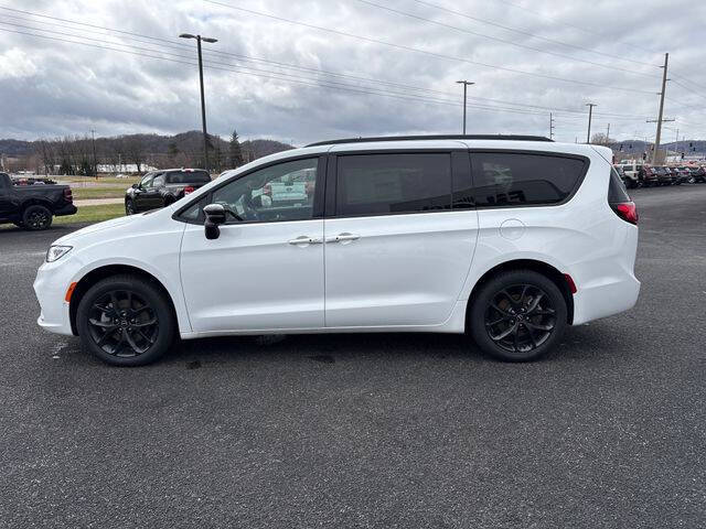 2026 Chrysler Pacifica Limited