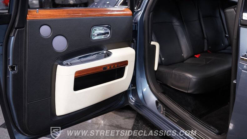2010 Rolls-Royce Ghost