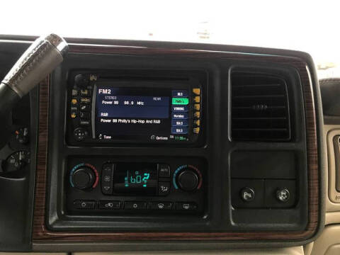 2004 Cadillac Escalade