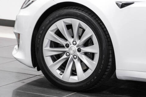 2017 Tesla Model S 90D