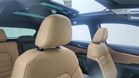 2025 Volkswagen Atlas Cross Sport SEL R-Line Black 4Motion