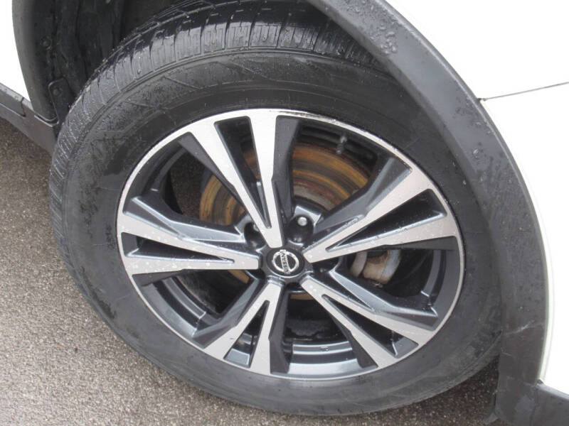 2020 Nissan Rogue