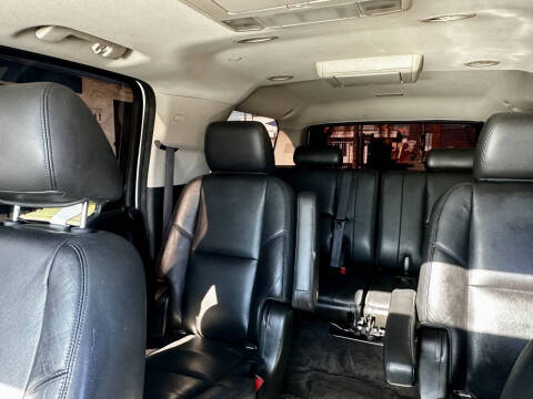 2012 Cadillac Escalade ESV Luxury