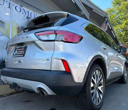 2020 Ford Escape Titanium
