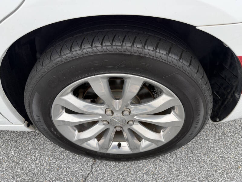 2019 Chrysler 300 Limited