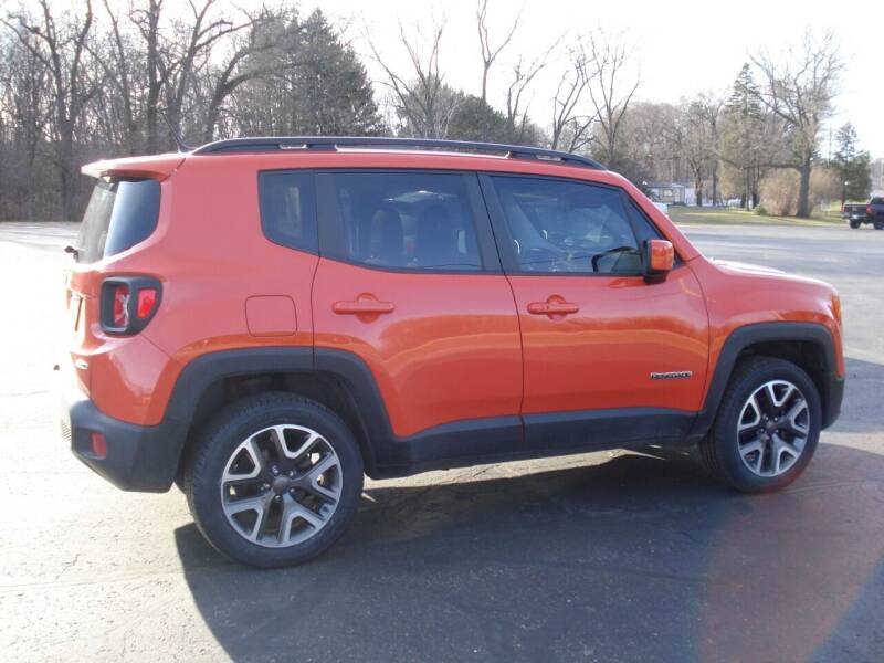 2017 Jeep Renegade for sale at Fox River Auto Sales in Princeton WI