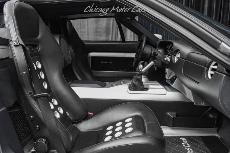 2005 Ford GT